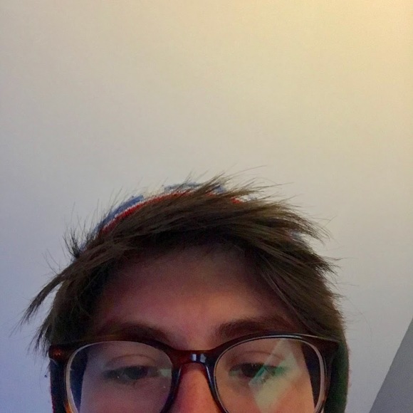 Meet your Posher, Jules - Picture 1 of 1